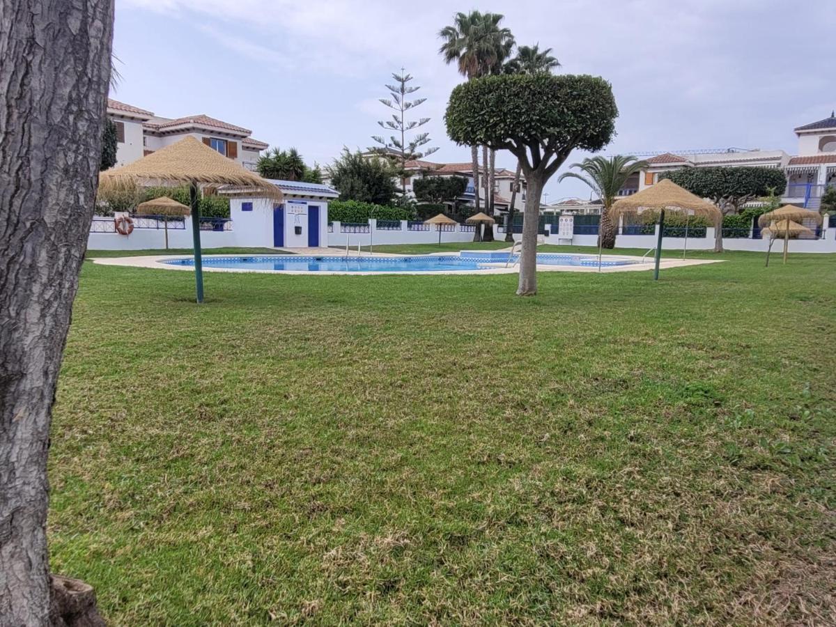 Apartamento Con Terraza Y Piscina A 300M De Playa Vera Esterno foto